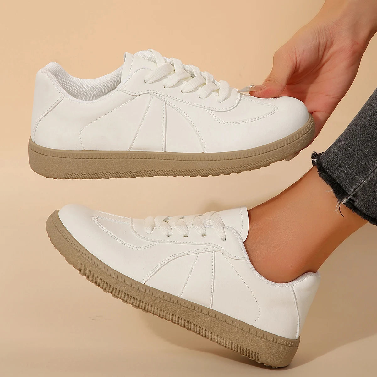 Leather Shoes Design Sneakers Women Men Fashion Platform Lace-up Shoes Comfortable Casual Vulcanized Shoes Zapatillas Mujer