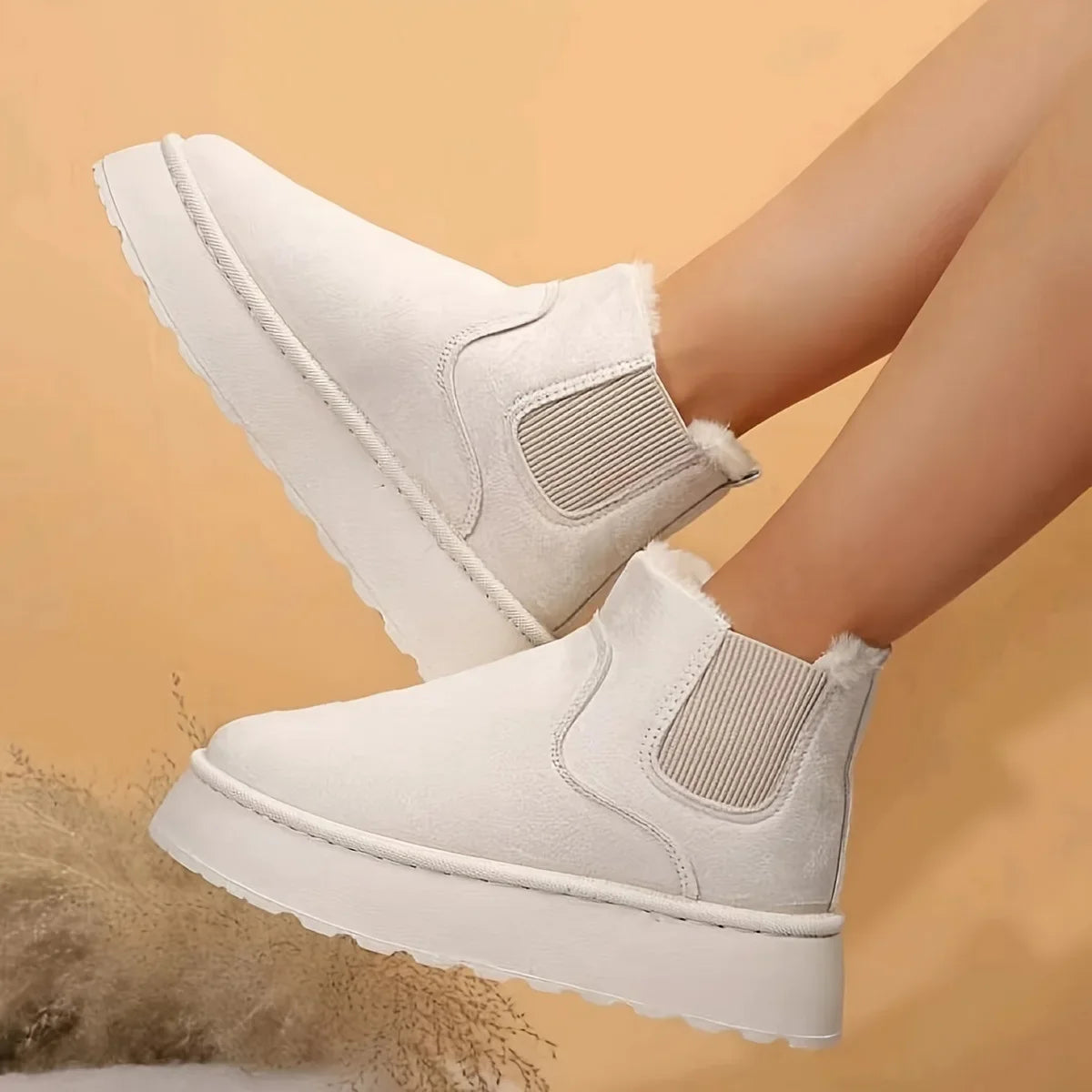 Winter Women Short Plush Warm Snow Boots Casual Shoes  New Suede Fur Chelsea Ankle Boots Flats Platform Ladies Shoes Botas