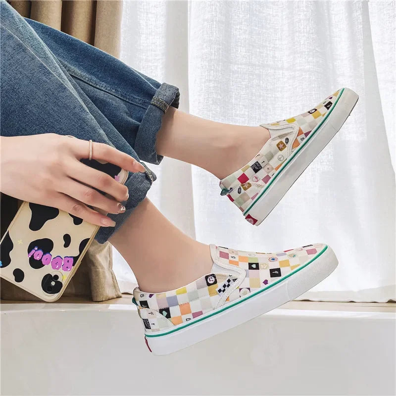 Womens Canvas Shoes Multicolor Checkerboard Design Men Slip-On Footwear Girls Flats Couple Summer Fashion Sneakers Size 35-44